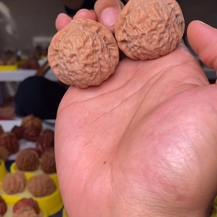 吊坠文玩核桃文玩核桃全品鹰嘴南瓜42～