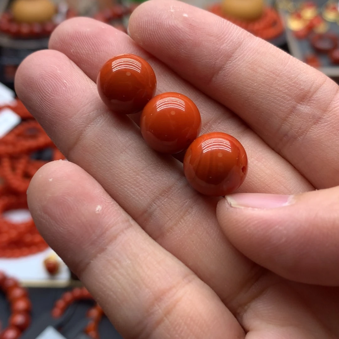 南红玛瑙配饰未镶嵌