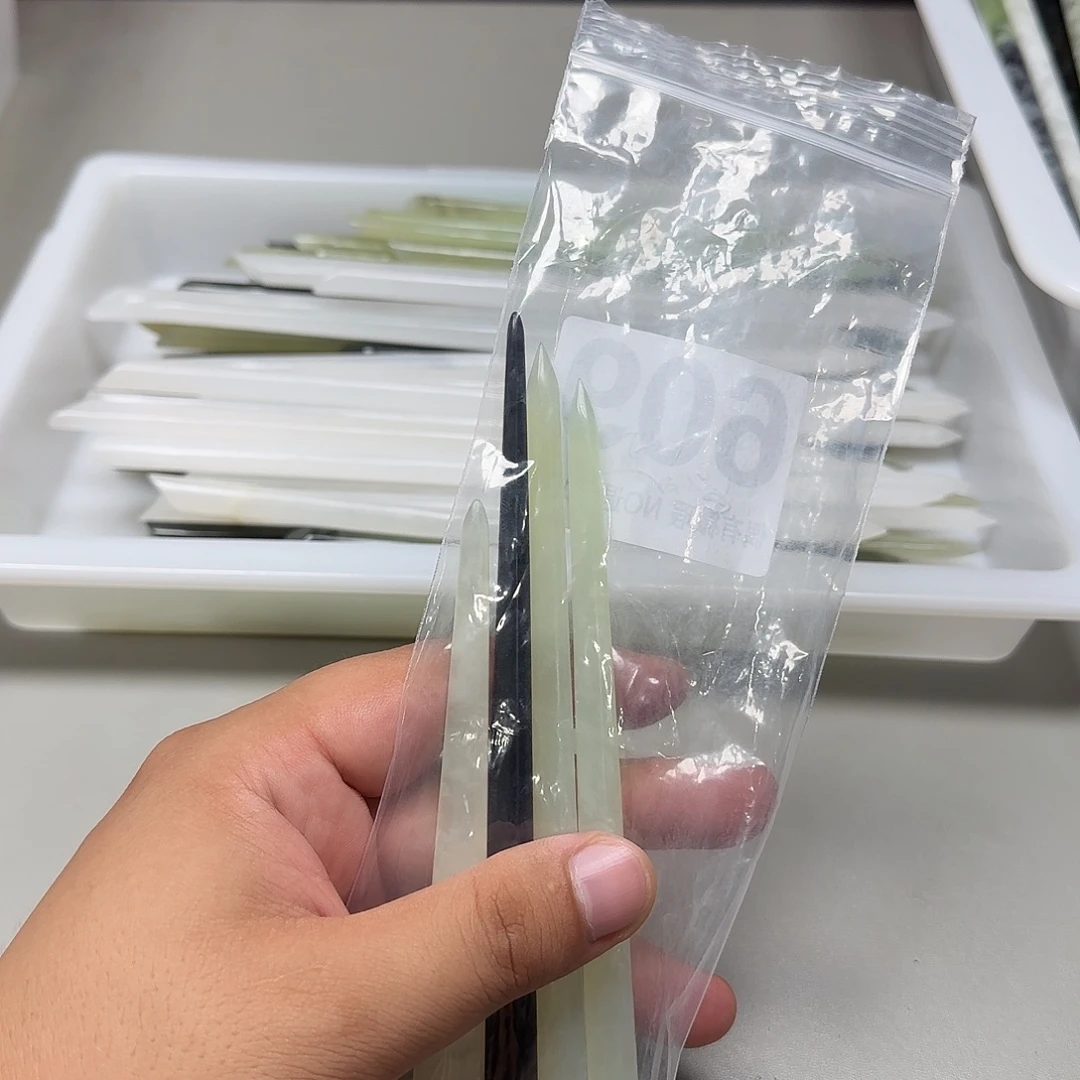用***1未镶嵌蛇纹石玉发饰