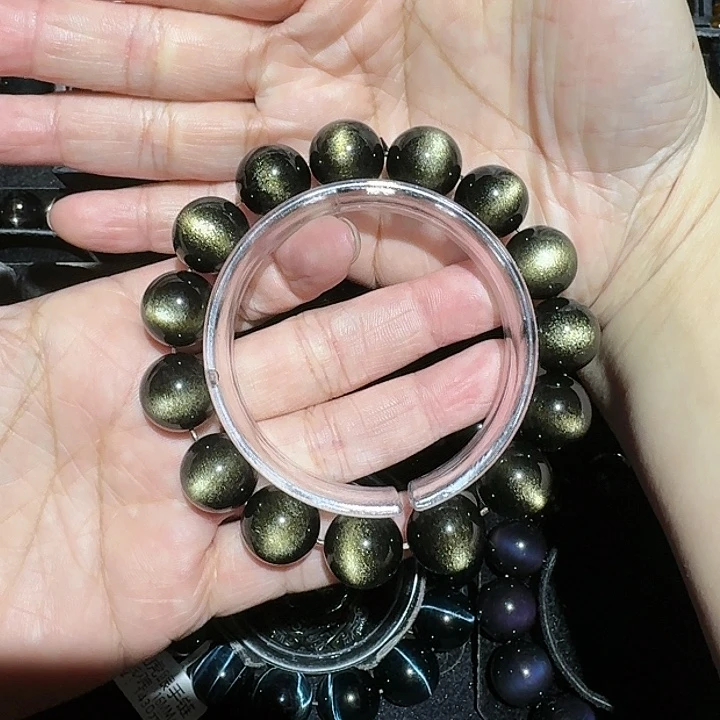 熊***D黑曜岩未镶嵌手链