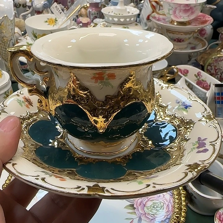 鹿与海陶瓷有限公司