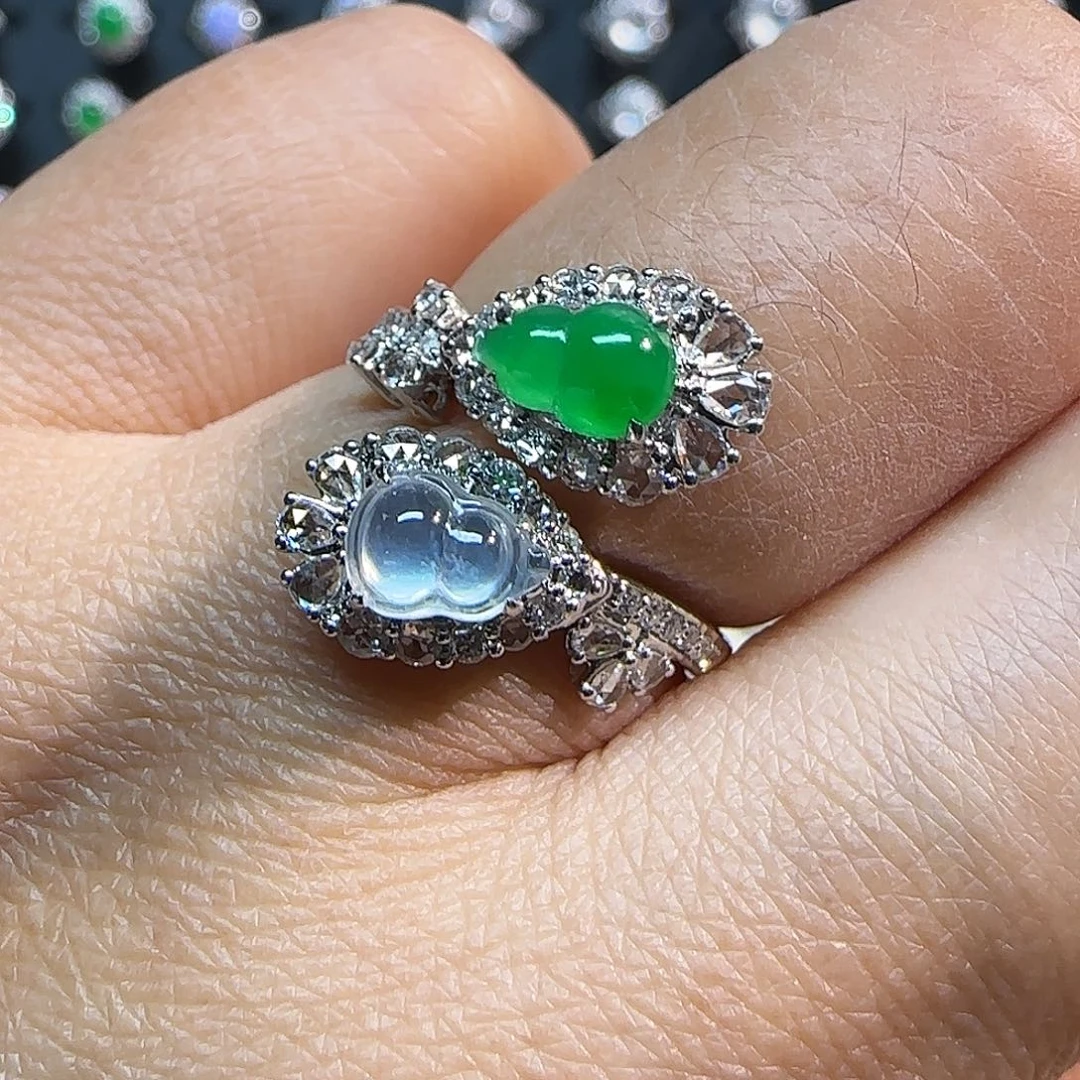 翡翠18K金镶嵌戒指戒指