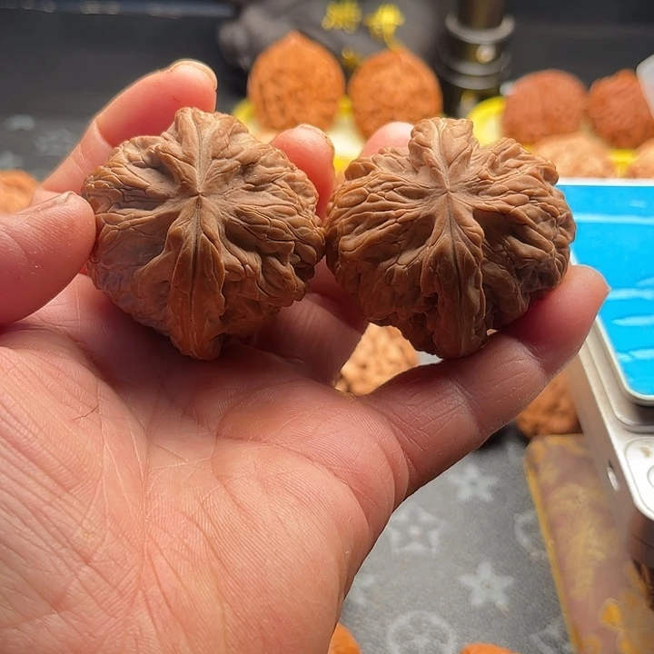 把件桃核全品红锦鲤边47肚47