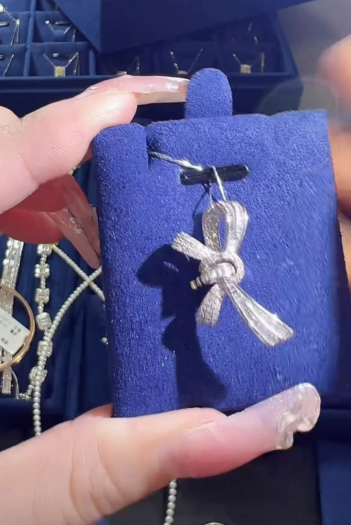 【涂涂高定珠宝】18k钻石百搭扣吊坠hgt