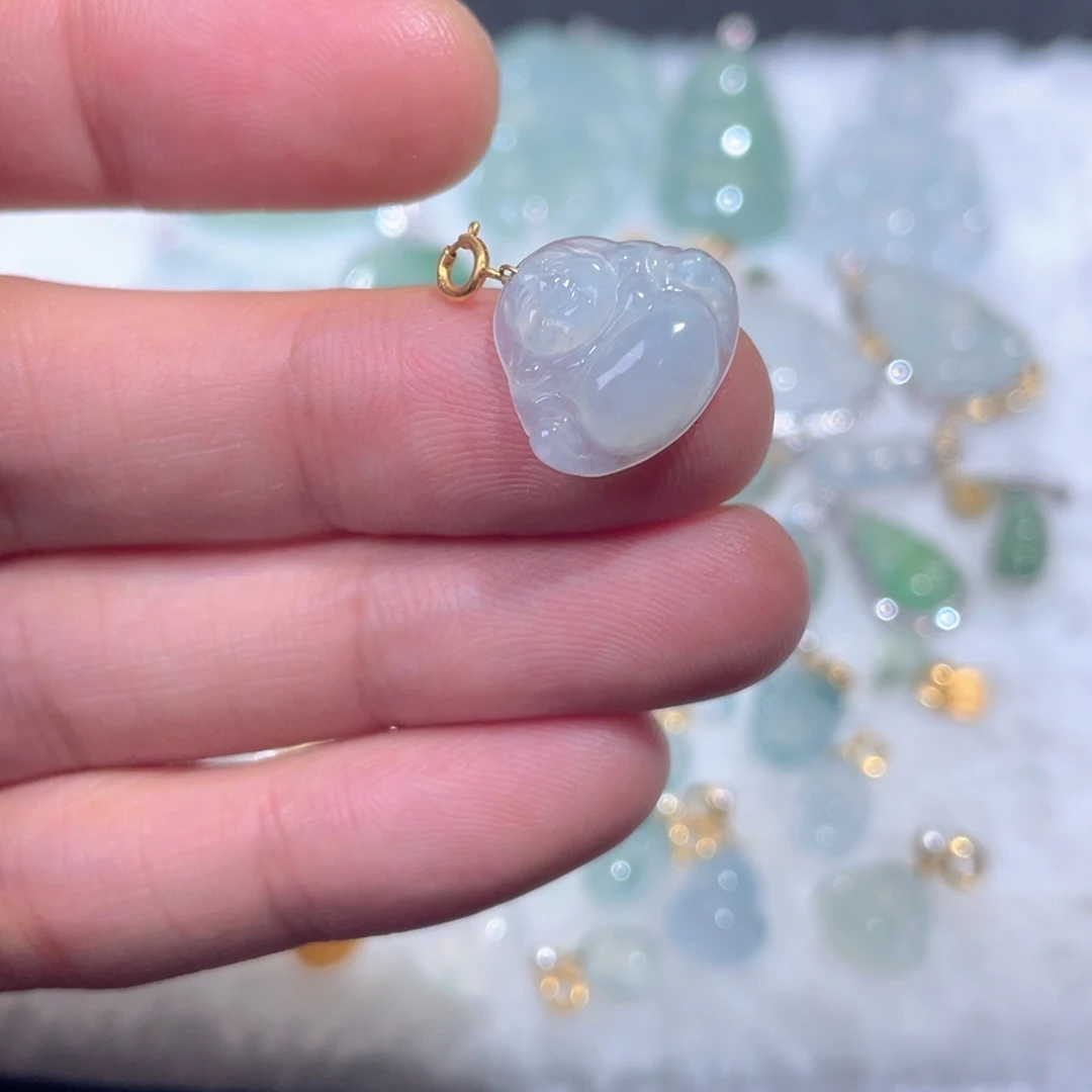 颈饰18K金镶嵌翡翠翡翠