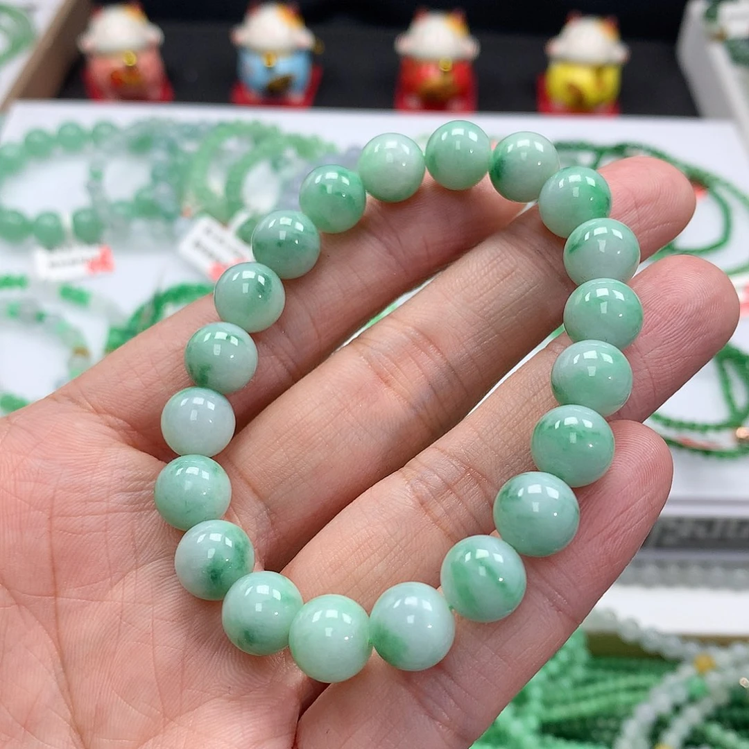 翡翠手链未镶嵌翡翠