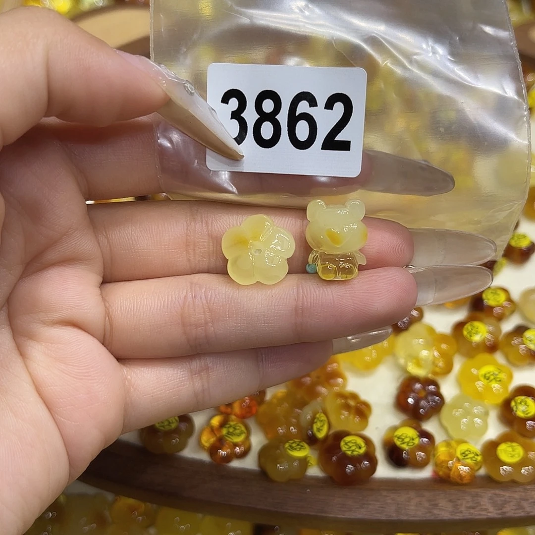 ****子琥珀未镶嵌珠宝奇石