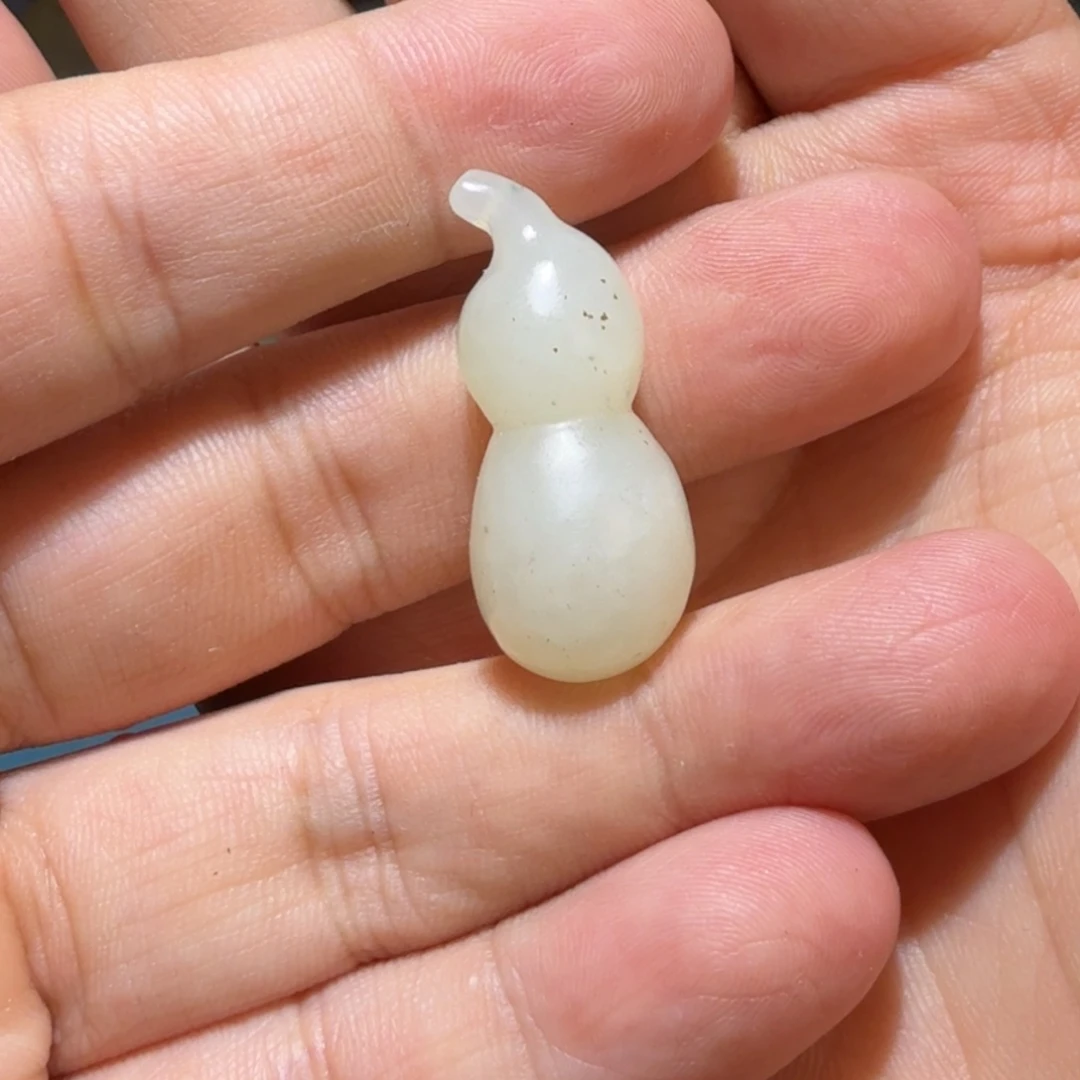 和田玉未镶嵌吊坠(不含链)