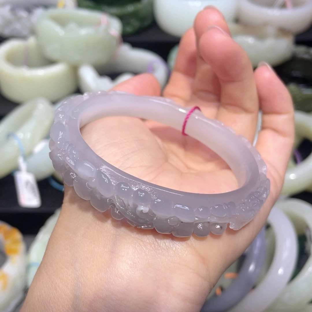 和田玉手镯未镶嵌50