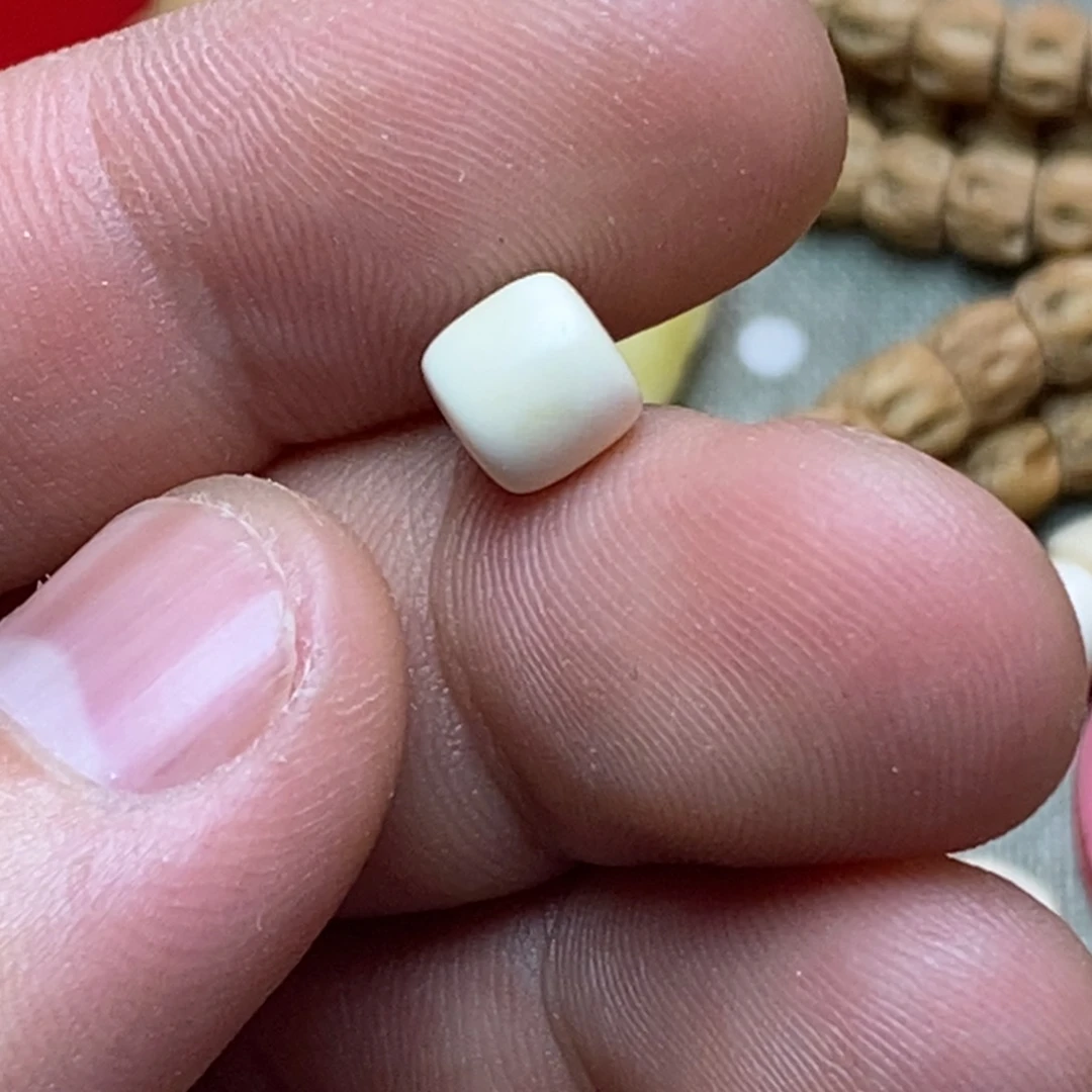 柏香籽/百香籽吊坠7.2左右老型