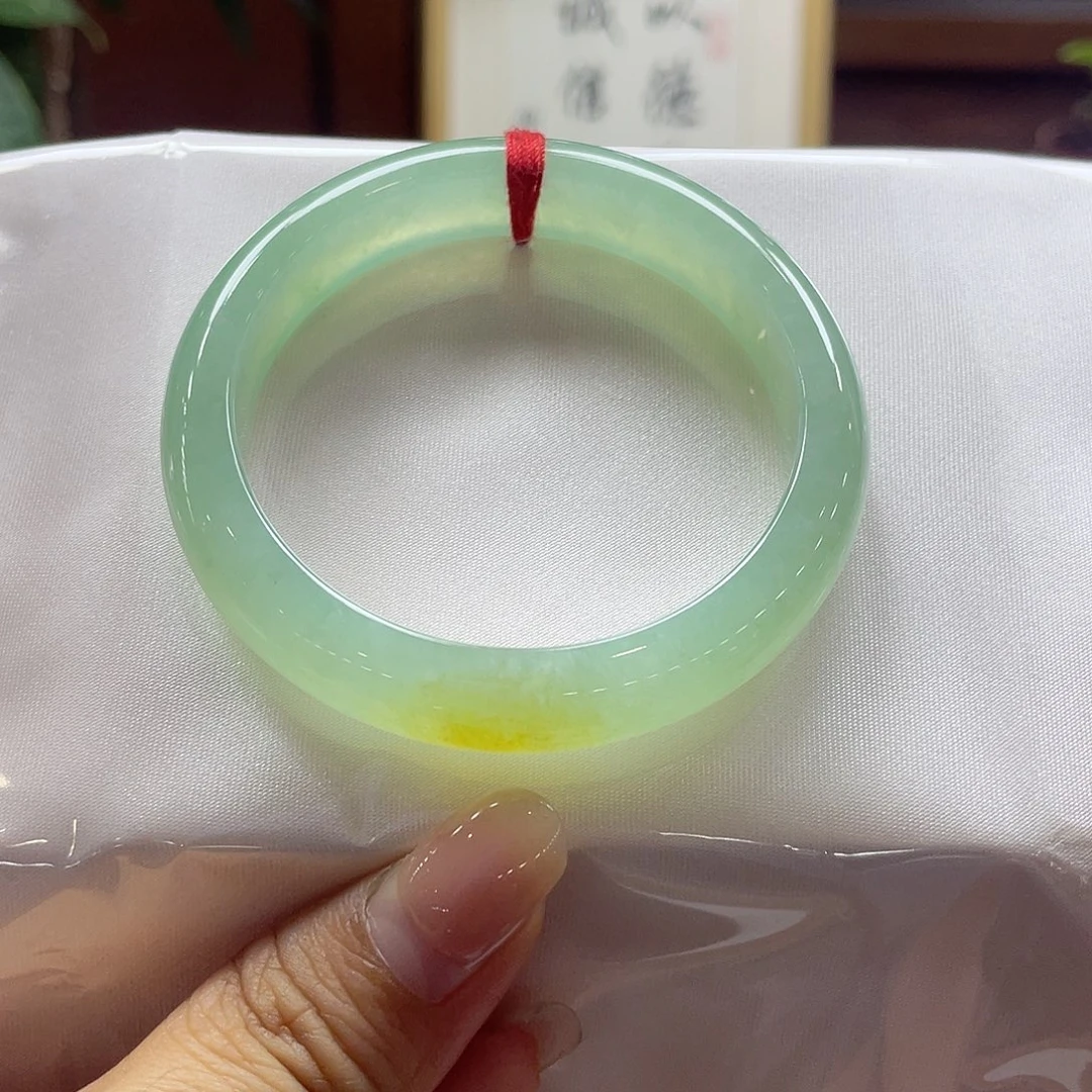 翡翠未镶嵌手镯33 号链接