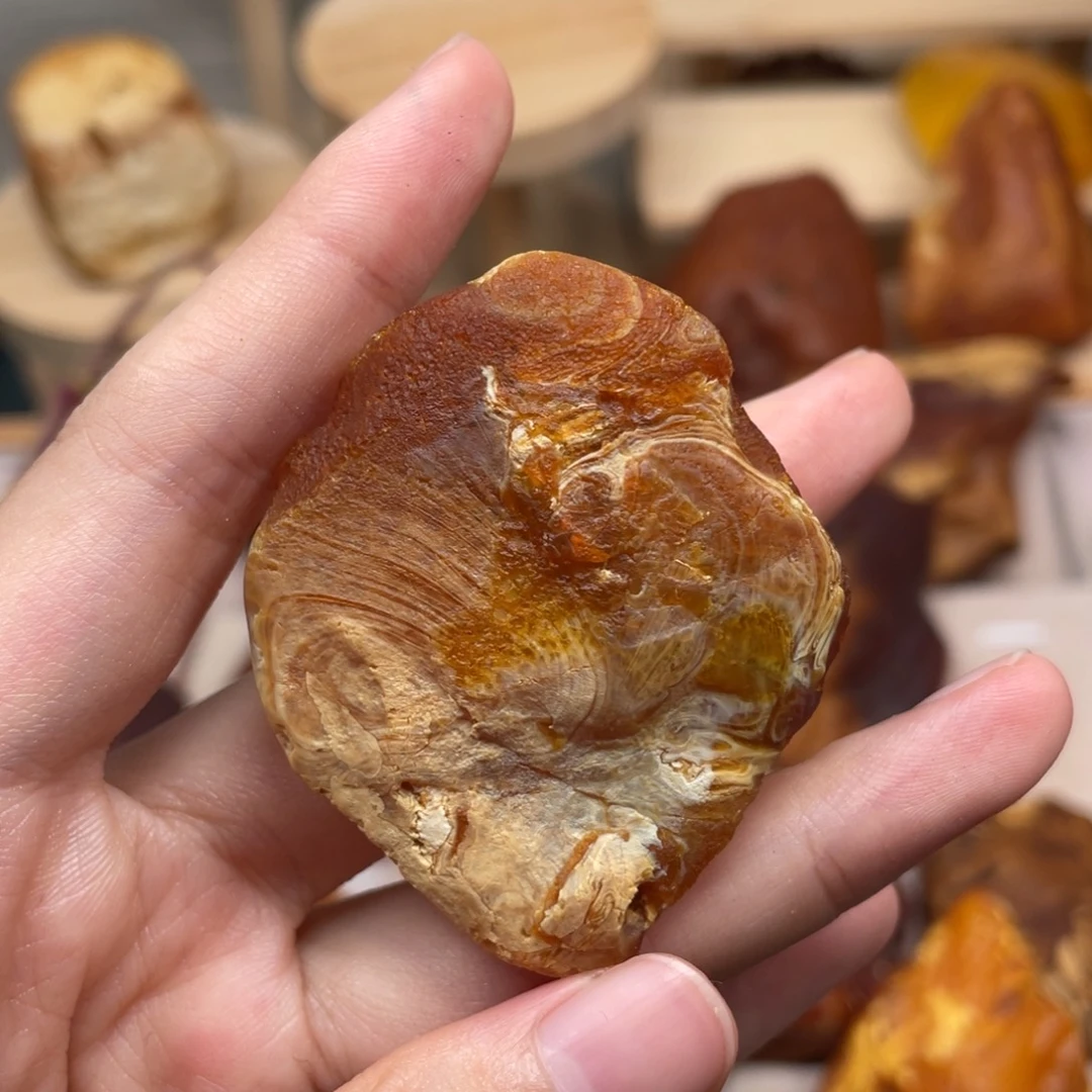 琥珀未镶嵌珠宝奇石