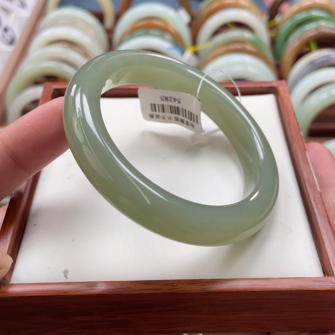 【闪购商品】和田玉手镯未镶嵌5455