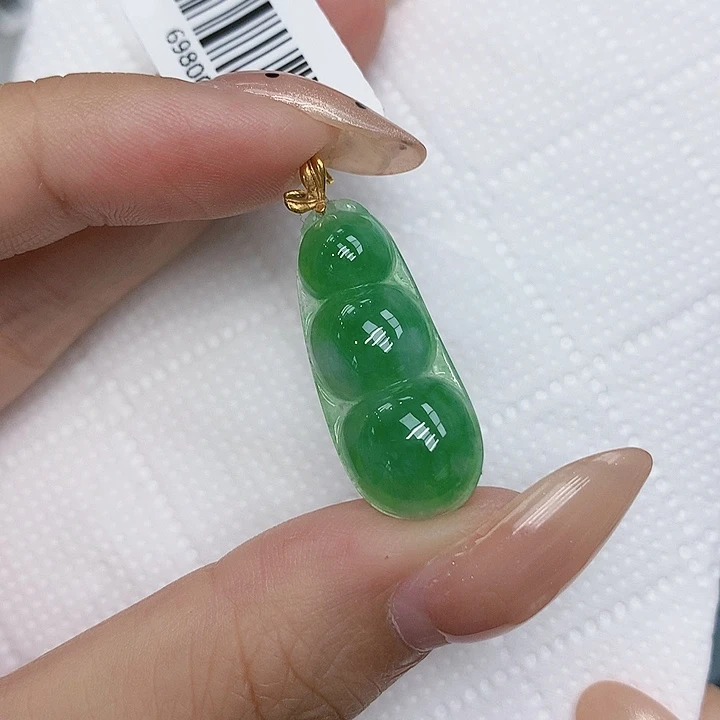 颈饰18K金镶嵌翡翠