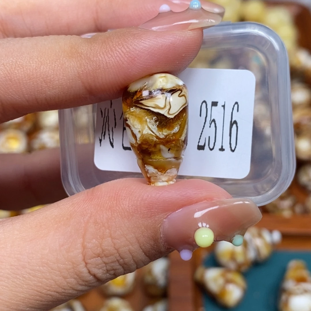 把件猴头核桃沁色圆珠老型2516