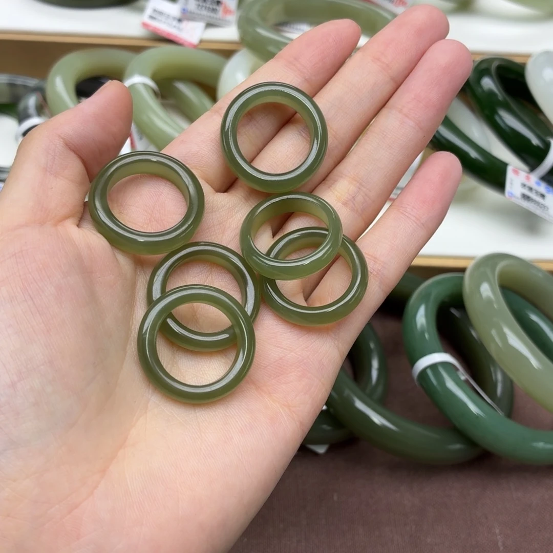 和田玉手镯未镶嵌港码14