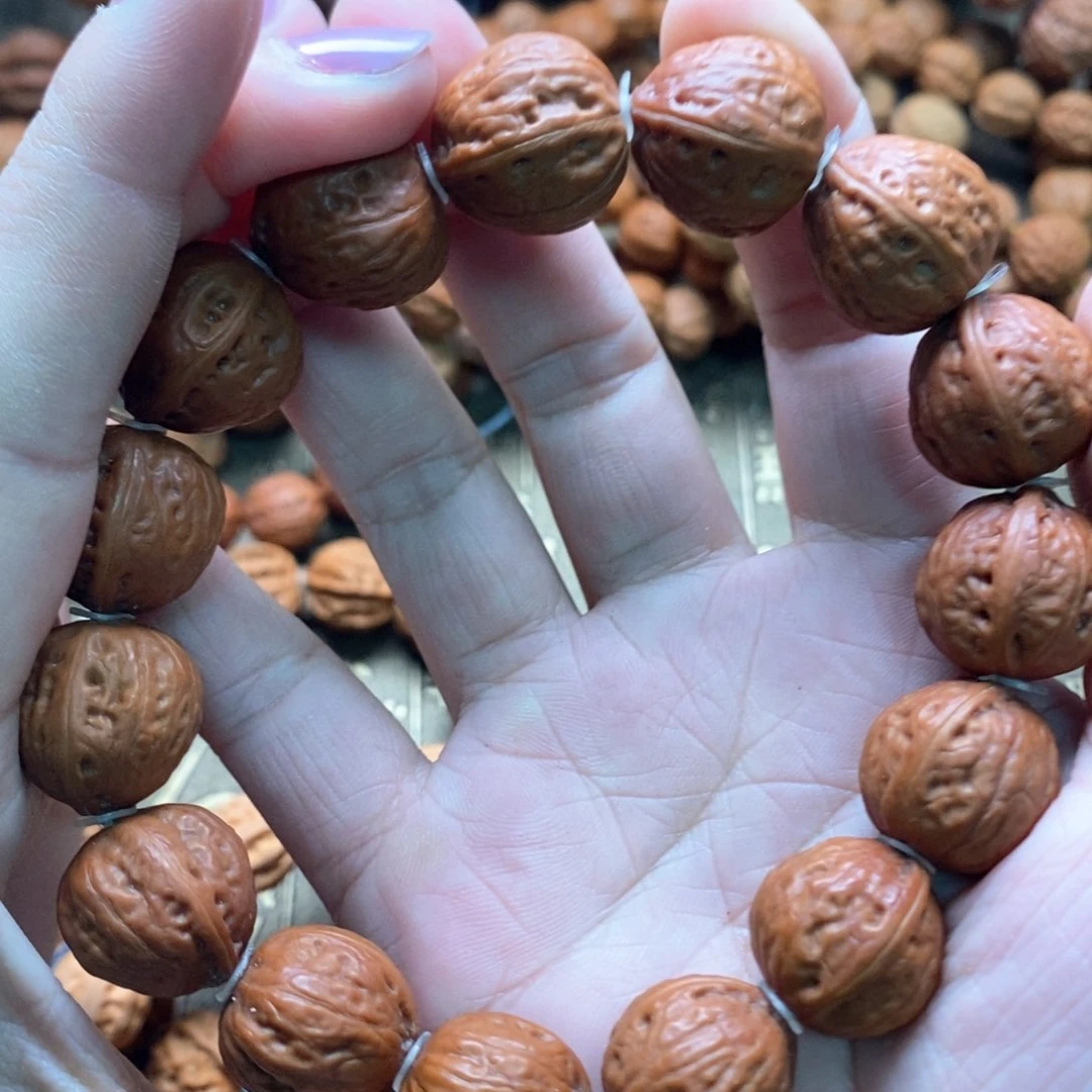 文玩核桃手串崛**代文玩核桃桃心