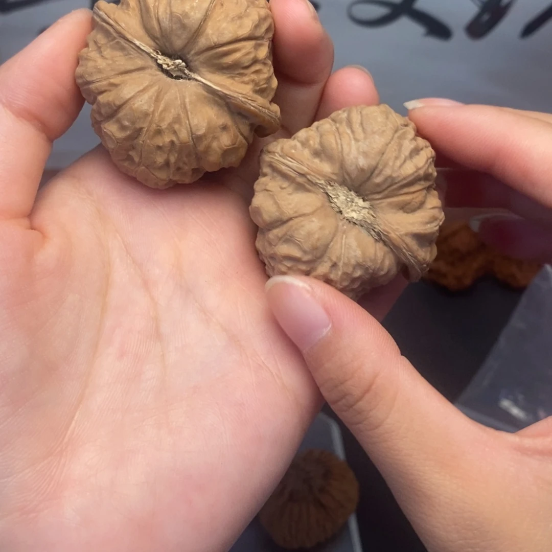 是***岩吊坠龙脊菩提44南瓜