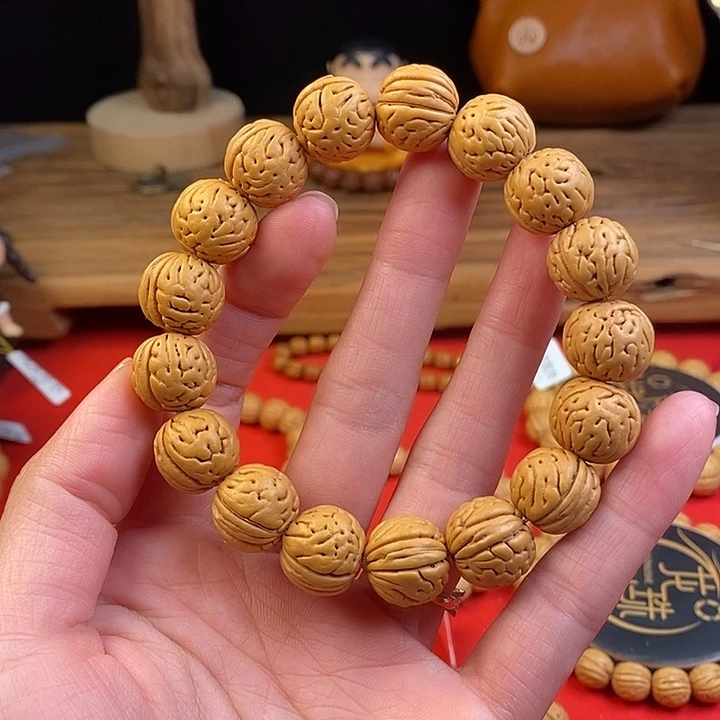 手串桃核肉文方尊15 （尺寸误差0.5之间）