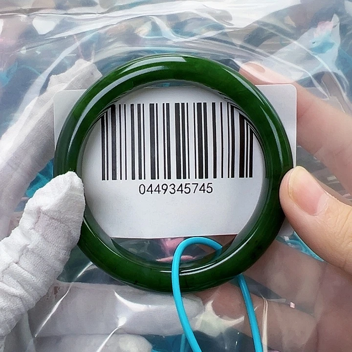 和田玉未镶嵌手镯微瑕5859