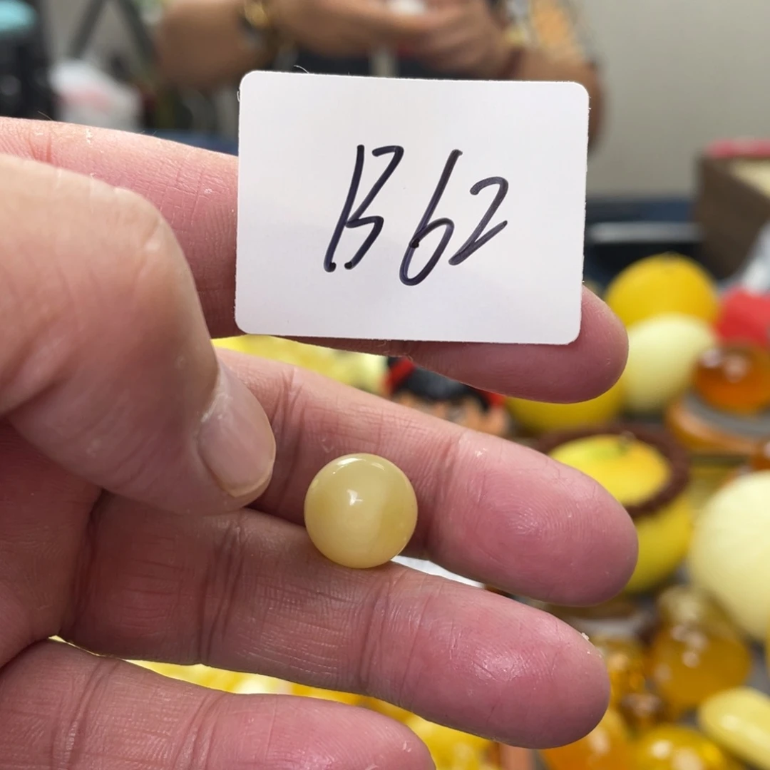手链琥珀未镶嵌多样性发，发其中一件
