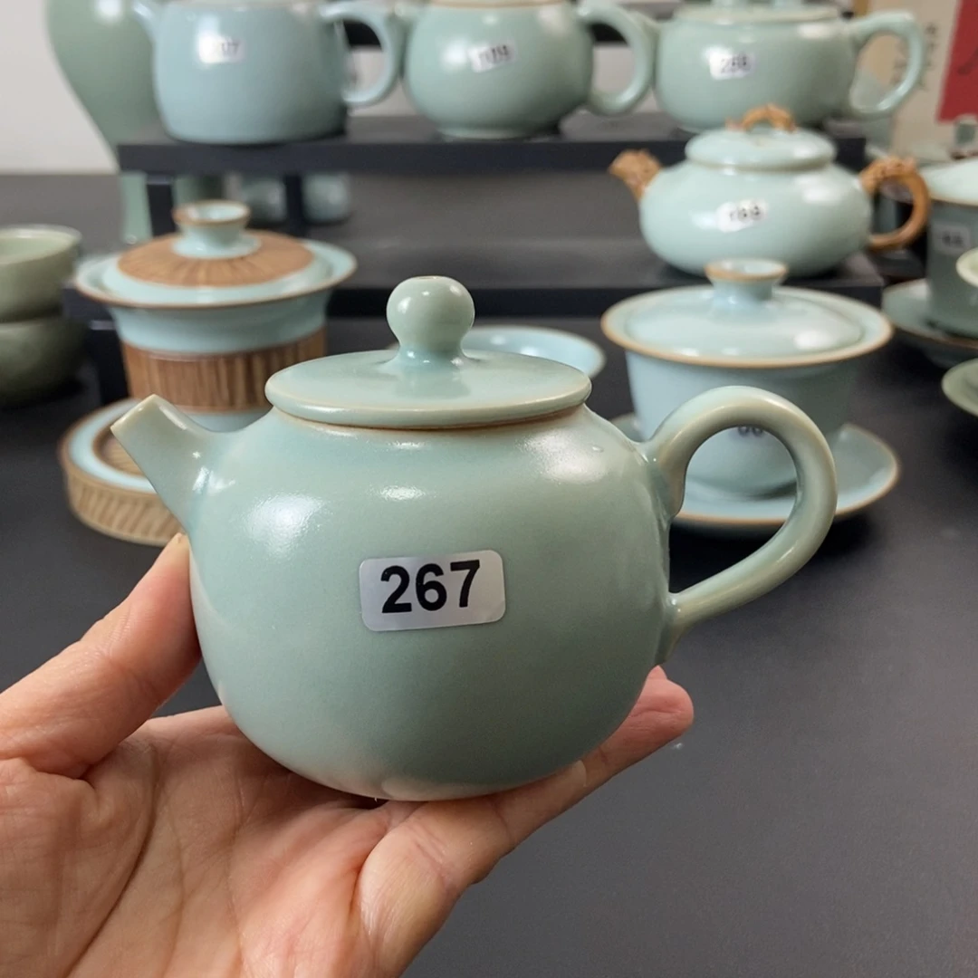 仿古釉水平安壶微瑕