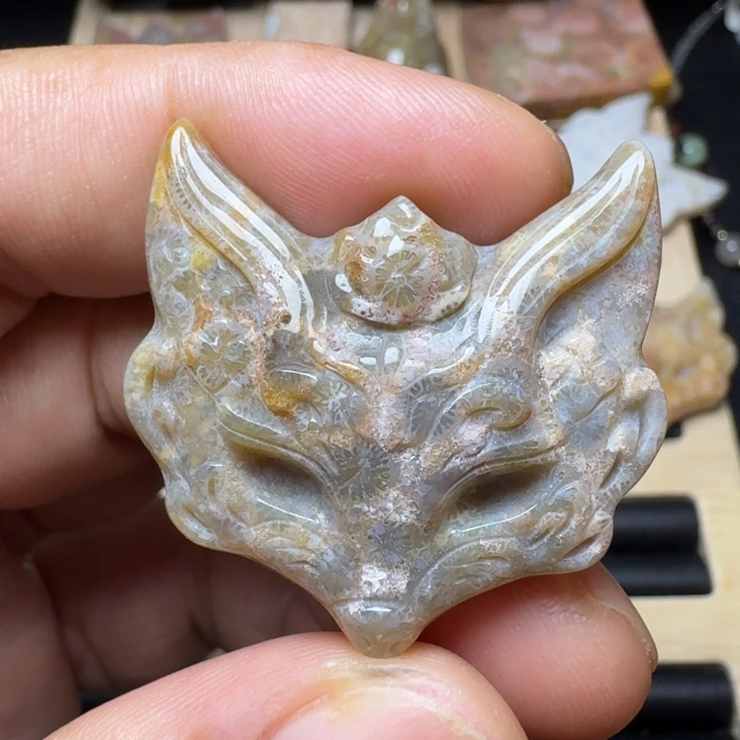 未镶嵌纯天然色有机玉石保真色硅化玉特价
