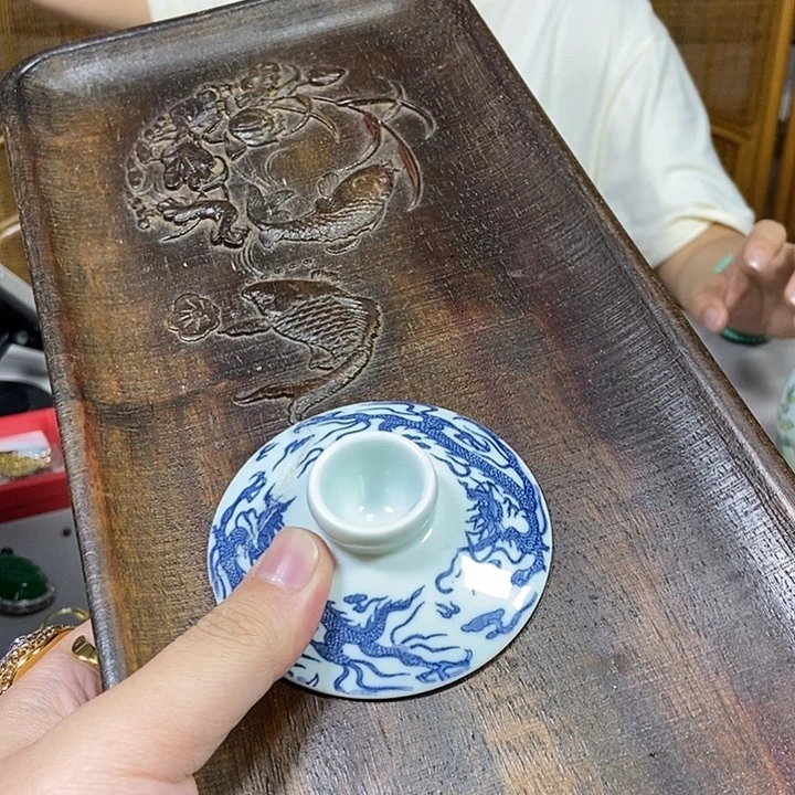 瓷片哈哈哈哈哈哈哈哈哈哈就