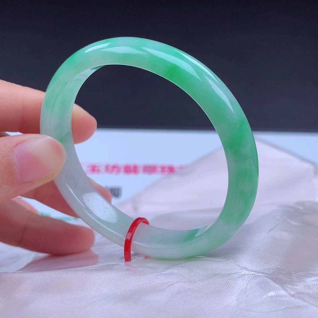 未镶嵌手镯（贵妃镯）翡翠001816