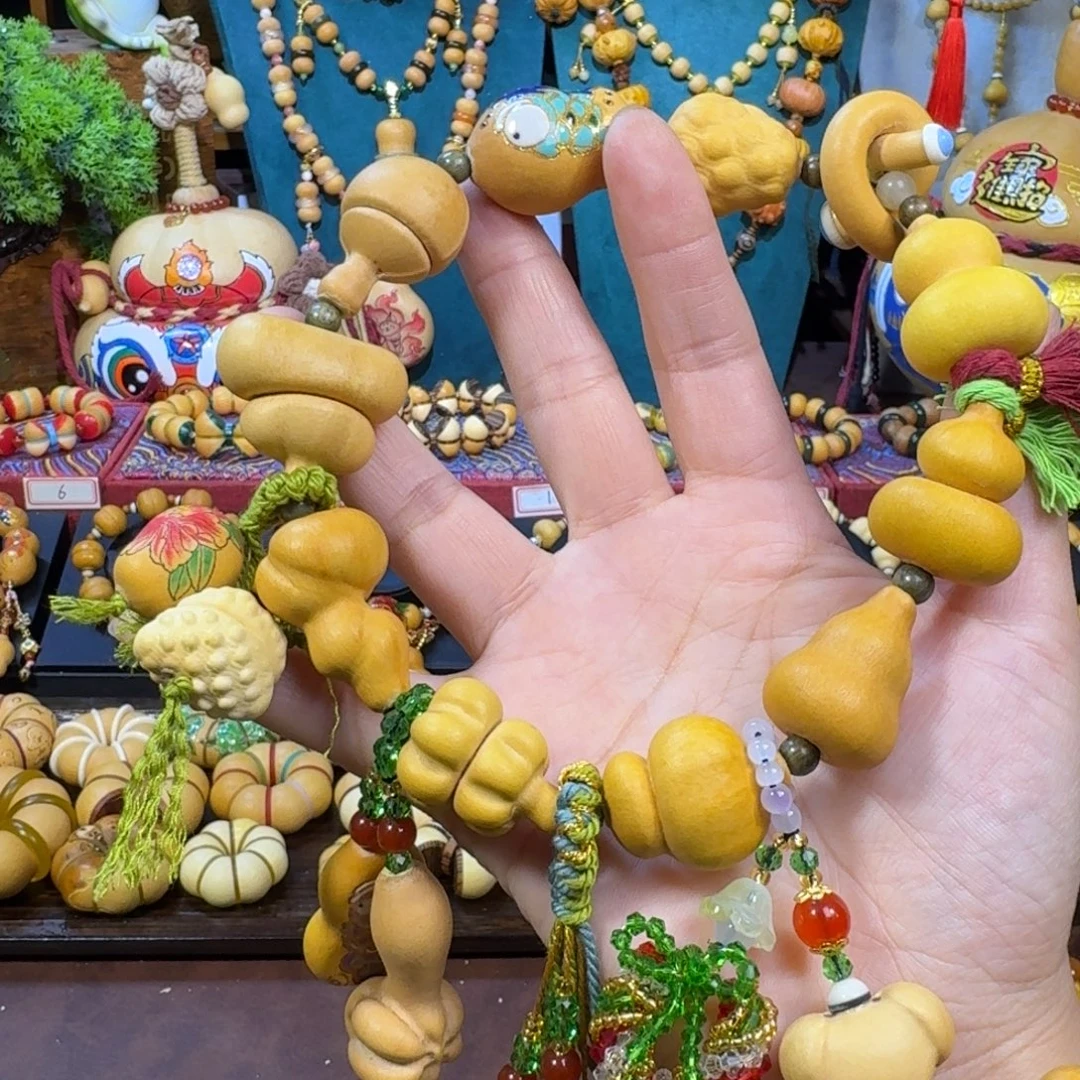 只****大叶紫檀（黑酸枝木类）