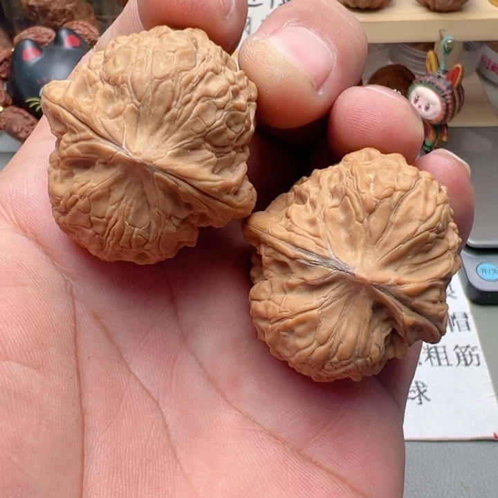 文玩核桃吊坠39尺全品大团圆