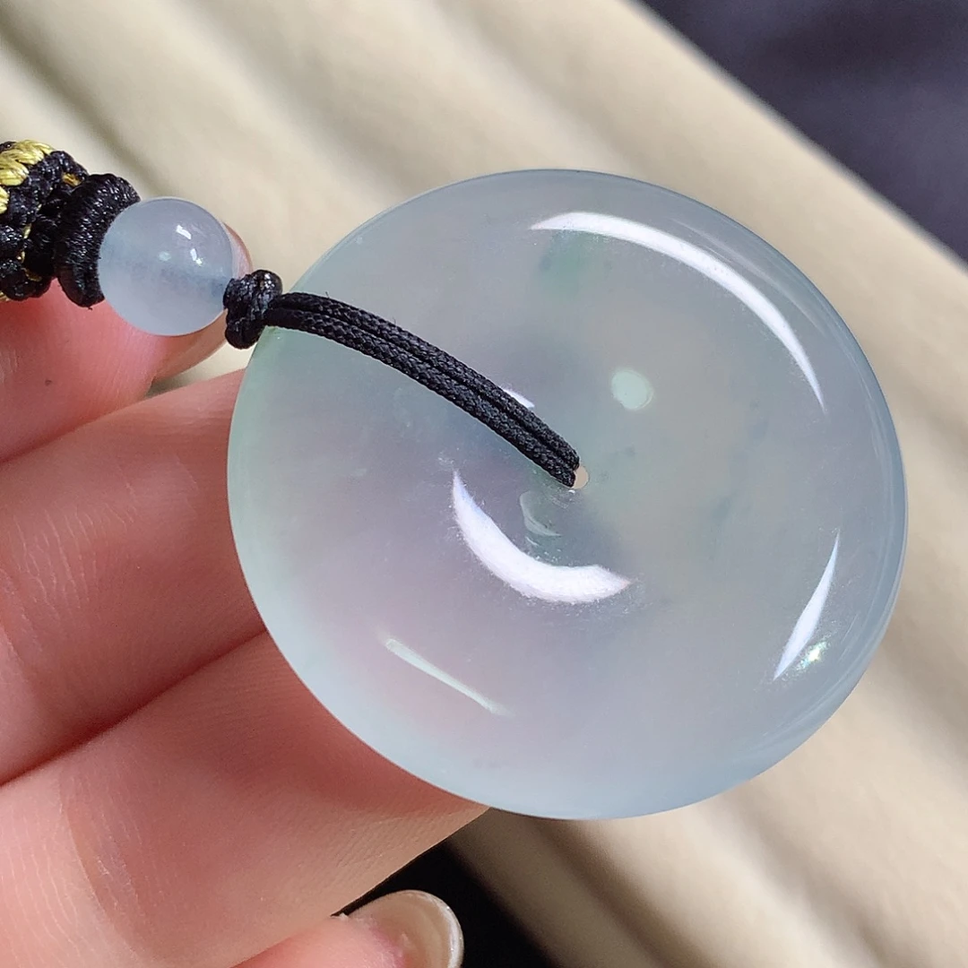 翡翠未镶嵌颈饰扣子