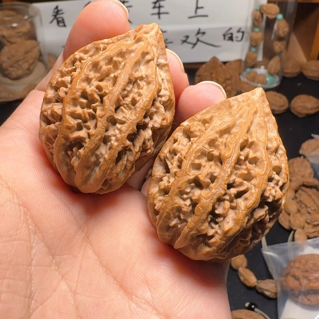 文玩核桃把件白山塔