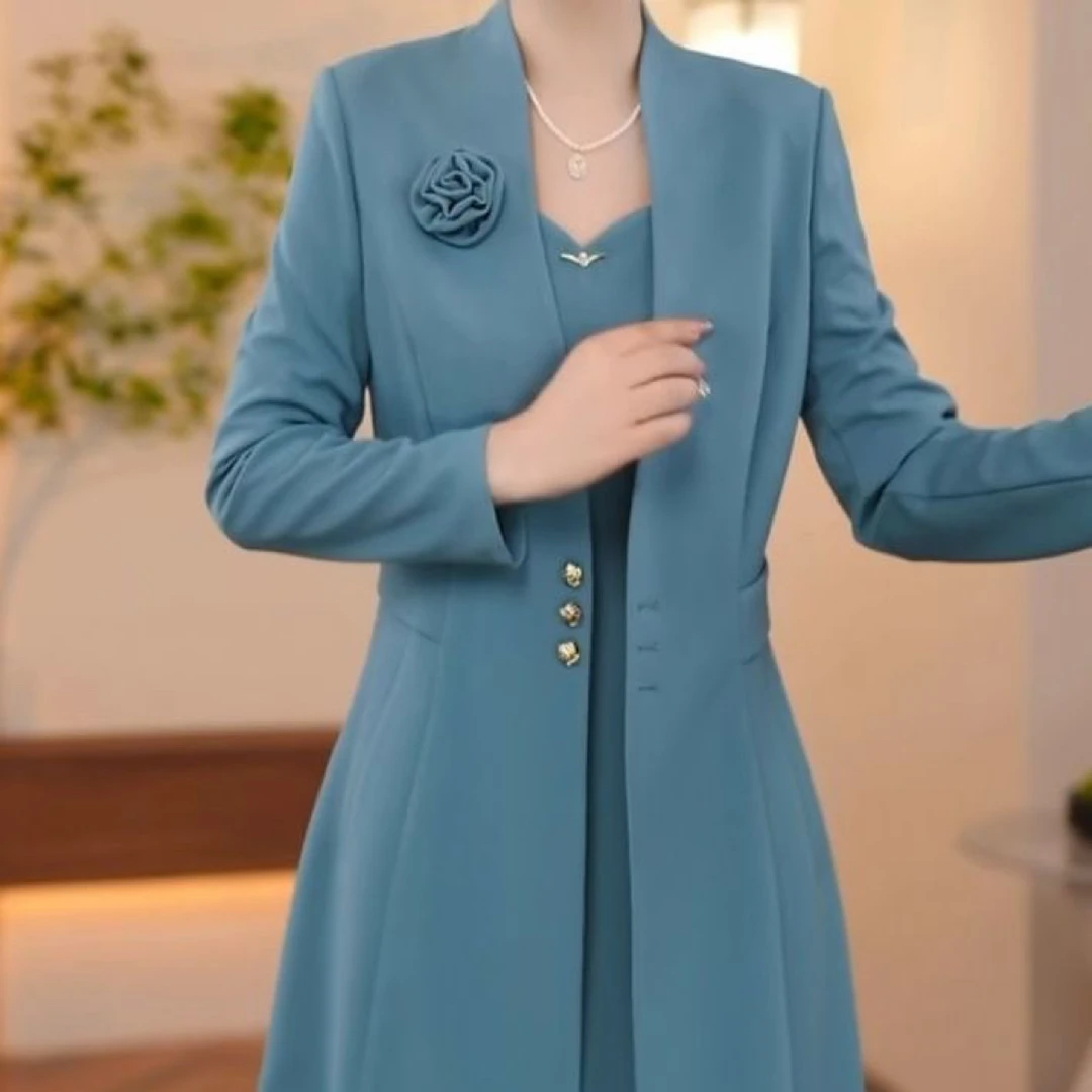 高档梭织软精纺风衣打底连衣裙两件套2025秋季新款洋气减龄礼服裙