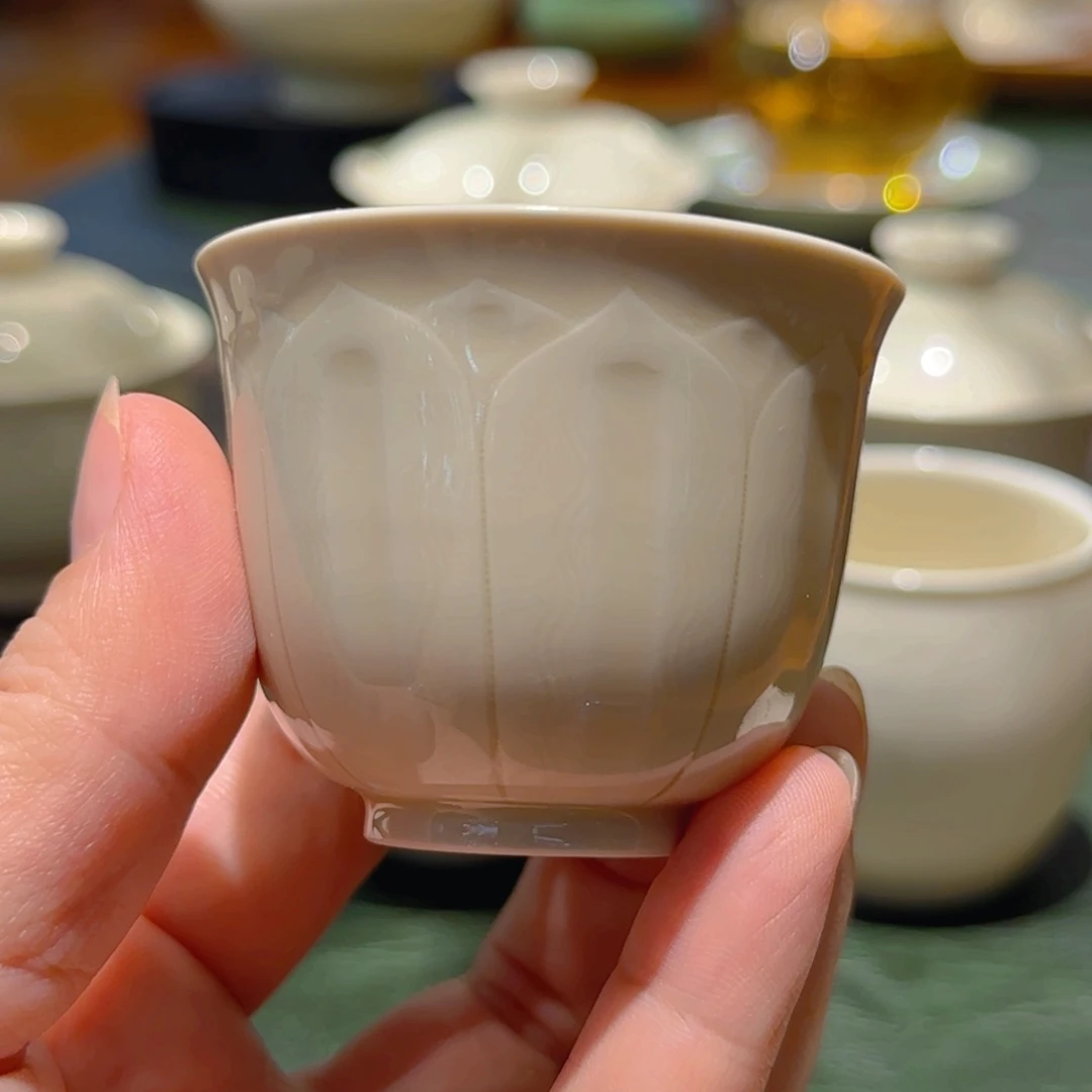 微澜定瓷 莲瓣铃铛杯50cc