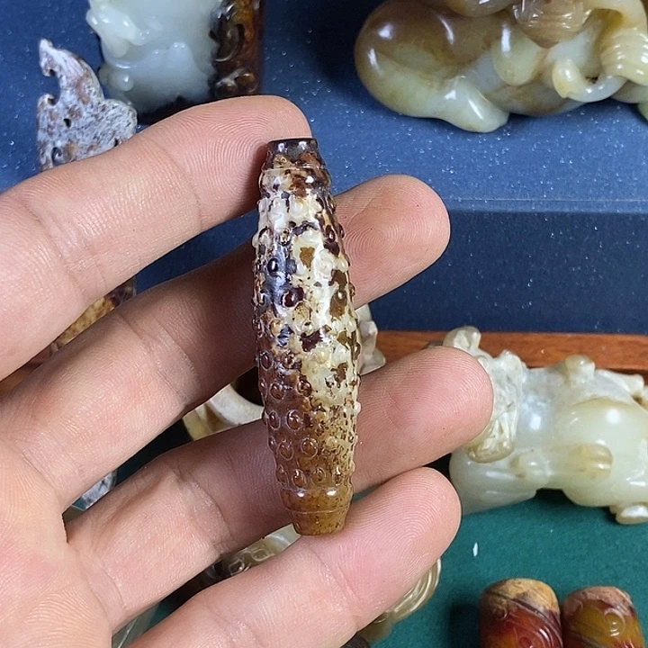 一***三颈饰未镶嵌和田玉