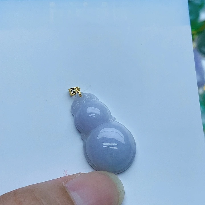 翡翠18K金镶嵌颈饰翡翠