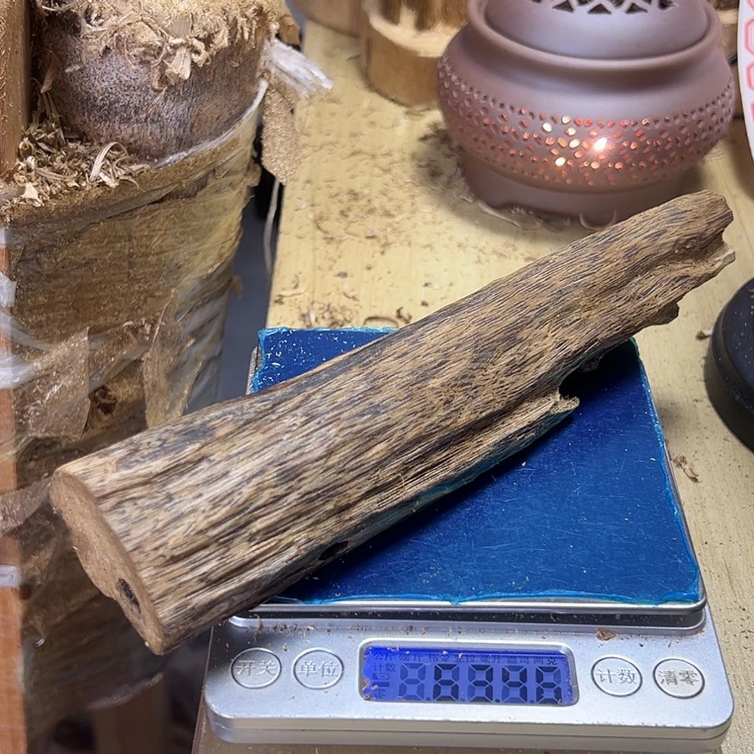 香料绿奇楠虫漏白棋63克