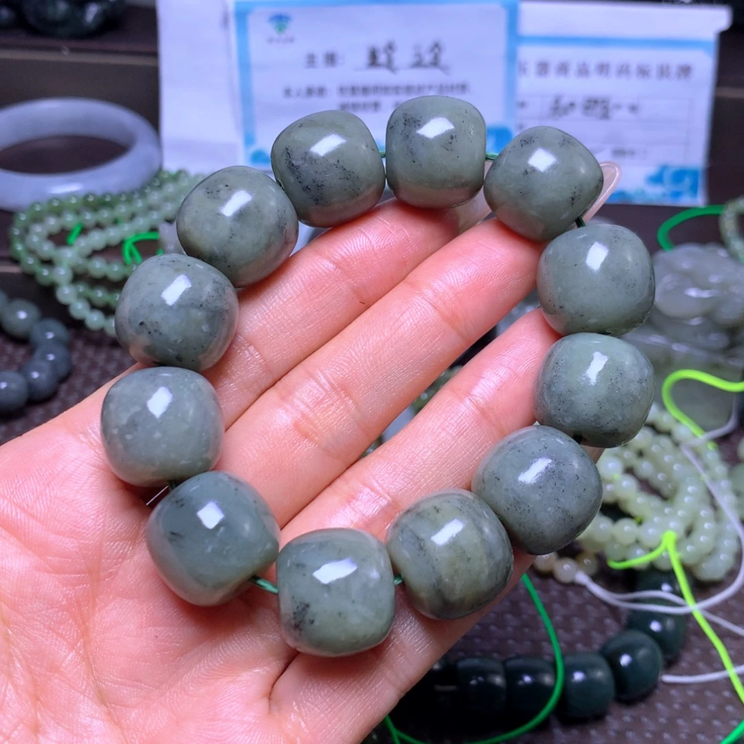 和田玉未镶嵌手串卡18