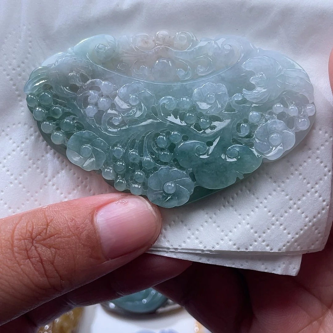 翡翠未镶嵌颈饰翡玉缘翡翠