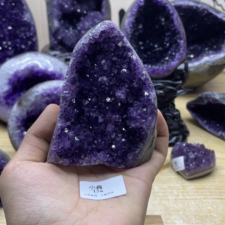 未镶嵌大型摆件（非配饰）紫晶