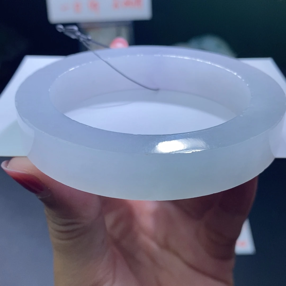 未镶嵌翡翠定制翡翠