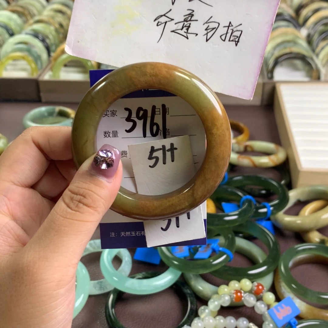 蛇纹石玉未镶嵌手镯3961