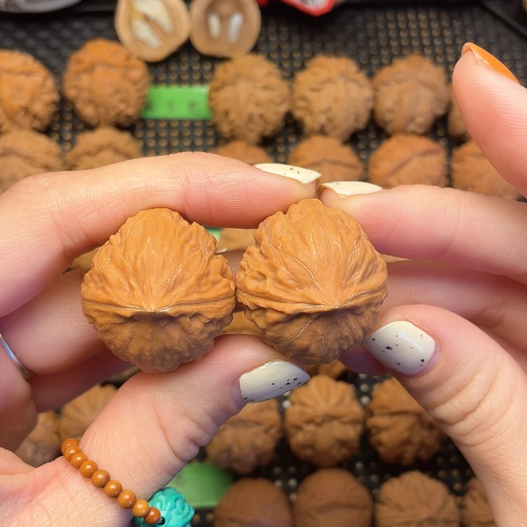 文玩核桃吊坠31尺全品小方尊00011