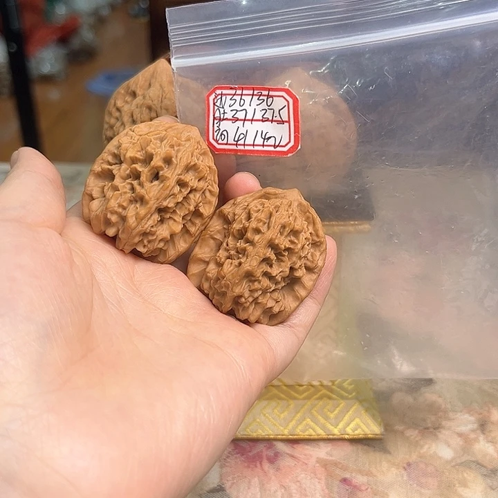 文玩核桃把件非嫁接马老四