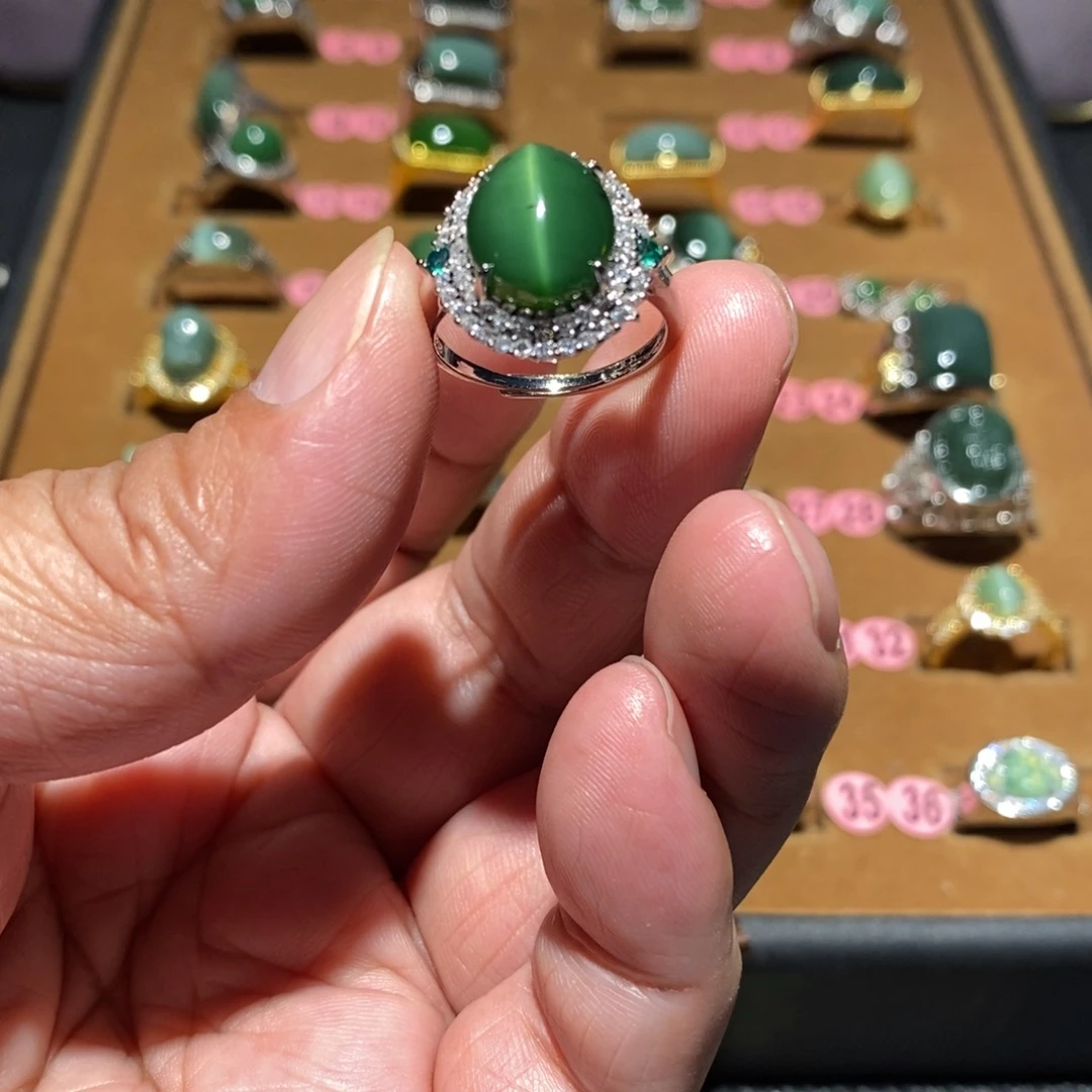 和田玉未镶嵌戒指