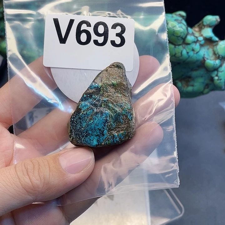 湖北十堰原矿绿小松