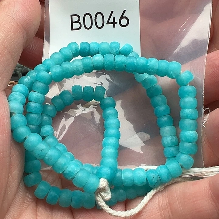 未镶嵌和田玉（糖玉）珠宝半成品