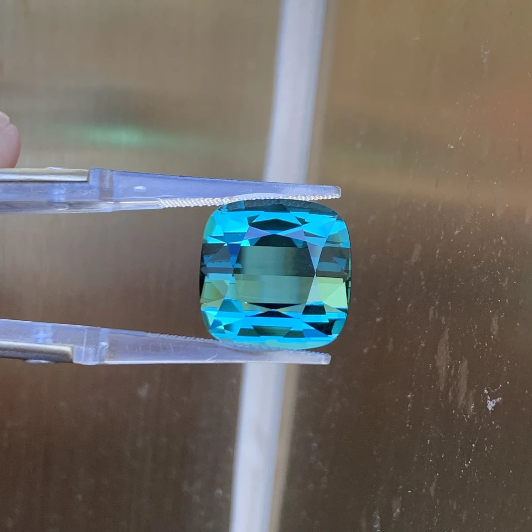 天然拉贡碧玺18.02克拉方枕形欧切干净玻璃体吉尔德国际证书定制