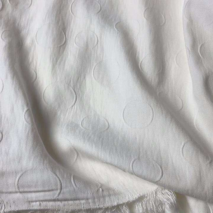 天丝（莱赛尔纤维）白色提花3米